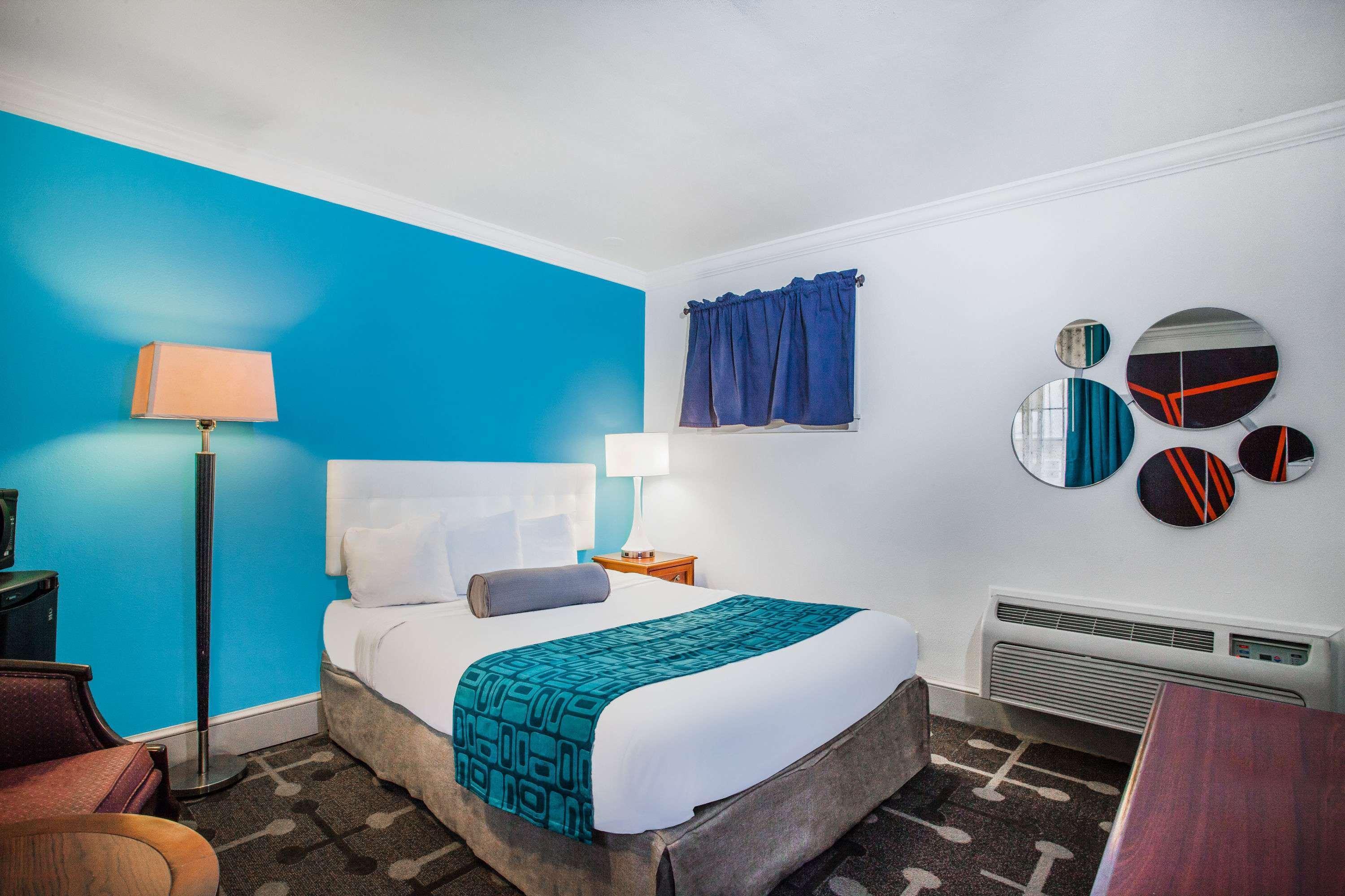 ฮาวเวิร์ด จอห์นสัน บาย วินด์แฮม เฮอร์ชีย์ Motel ภายนอก รูปภาพ